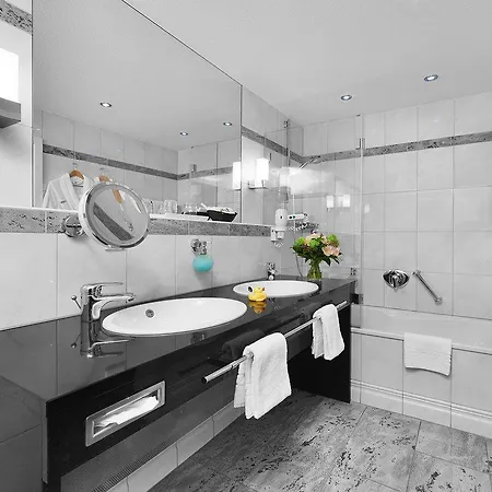 ホテル Herzogspark