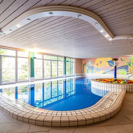 Herzogspark ホテル 4*