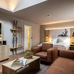 Hotel Herzogspark 4*