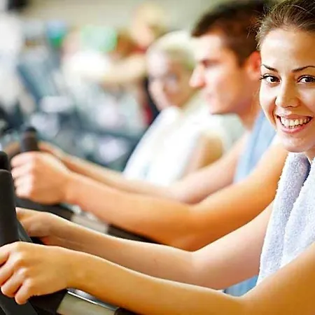فندق Herzogspark هيرتسوجيناوراخ